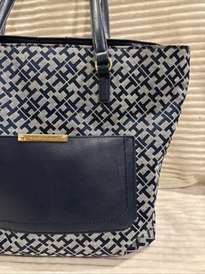 Tommy Hilfiger Signature Women's Large Pocketbook Satchel Navy & White - Thumbnail 4