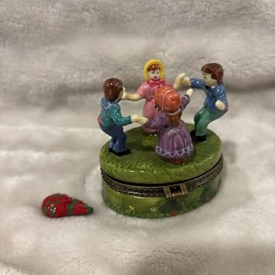 Vintage May Day Ring Around The Rosie Trinket Box And Bouquet Trinket - Thumbnail 2