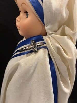 Vintage 17" Genuine Nun Doll "Missionary of Charity" India COA/Box 1985 - Thumbnail 7