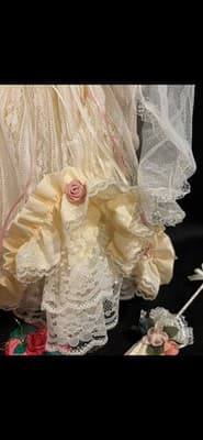 Hello Dolly porcelain doll Alanna 1989 Stand Vintage - Thumbnail 8