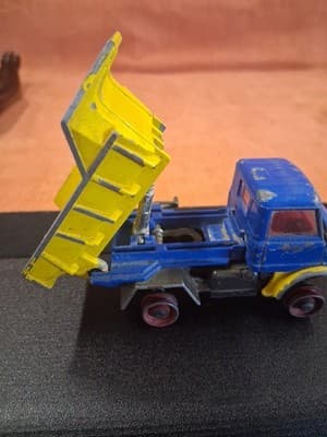 VINTAGE CORGI TOYS 4 INCH UNIMOG 406 DUMP TRUCK GREAT BRITAIN No Tires - Thumbnail 7