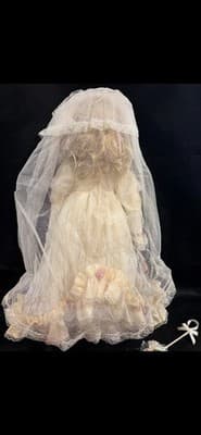 Hello Dolly porcelain doll Alanna 1989 Stand Vintage - Thumbnail 9