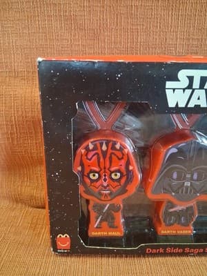 Star Wars McDonald's Exclusive Star Wars Dark Side Saga Set 2019 Sealed - Thumbnail 2