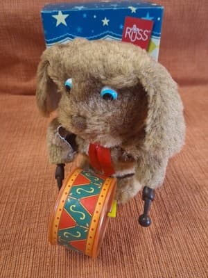 Russ Yesterday's Favorites WindUp Clockwork Drummer Dog Vintage Style New In Box - Thumbnail 7