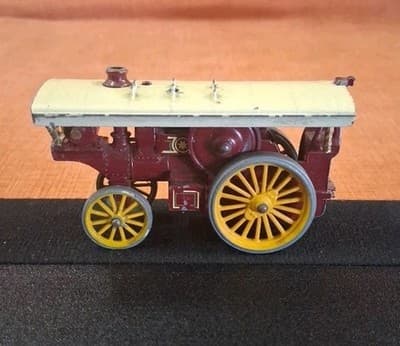 LESNEY MODERN AMUSEMENTS TRAIN ENGINE Fowler Showman’s Engine No 9. Made in ENG