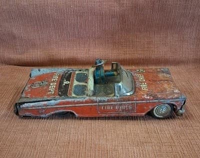 RARE VTG 1960 YONEZAWA JAPAN FRICTION BUICK ROADSTER FIRE CHIEF CAR approx 8.75"