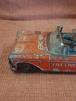 RARE VTG 1960 YONEZAWA JAPAN FRICTION BUICK ROADSTER FIRE CHIEF CAR approx 8.75" - Thumbnail 8