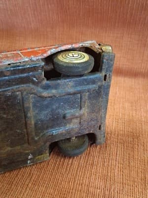 RARE VTG 1960 YONEZAWA JAPAN FRICTION BUICK ROADSTER FIRE CHIEF CAR approx 8.75" - Thumbnail 16