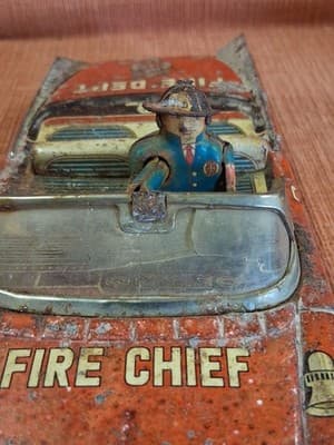 RARE VTG 1960 YONEZAWA JAPAN FRICTION BUICK ROADSTER FIRE CHIEF CAR approx 8.75" - Thumbnail 7
