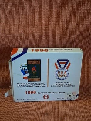 1996 ATLANTA OLYMPIC GAMES OFFICIAL CLASSIC COLLECTOR PIN SET FIVE PINS CASE #2 - Thumbnail 4