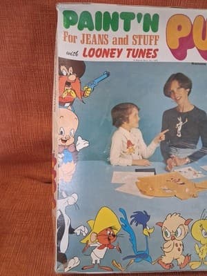 Vintage 1975 Warner Brothers Looney Tunes Paint Your Own Clothes Kit, SEALED - Thumbnail 2