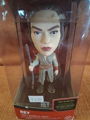 Funko STAR WARS The Force Awakens Rey Vinyl Bobble Head Disney Brand New - Thumbnail 3