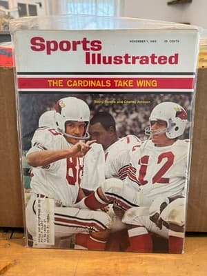 VTG Sports Illustrated Magazine November 1 1965 Sonny Randle and Charley Johnson