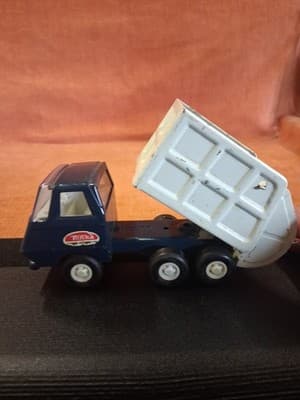 Vintage 1970s Tonka Garbage Truck Pressed Steel Metal 5.5" Garbage Truck USA - Thumbnail 7