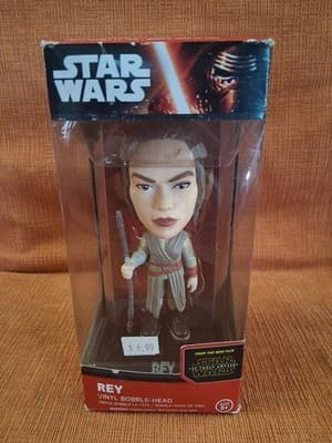 Funko STAR WARS The Force Awakens Rey Vinyl Bobble Head Disney Brand New