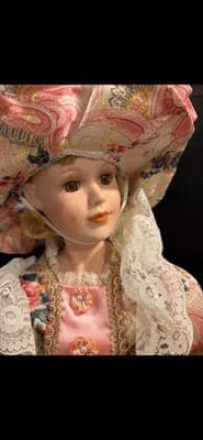 Samantha Medici Porcelain Doll Handmade Pink Floral Dress With Box - Thumbnail 2