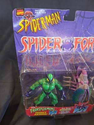 Beetle Insect Armor (Vintage Marvel Spider-Man Spider Force, Toybiz) Sealed - Thumbnail 2