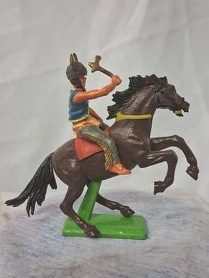 1971 Britains LTD Native American Mounted Indian Headdress War Cheif ToySoldier - Thumbnail 2