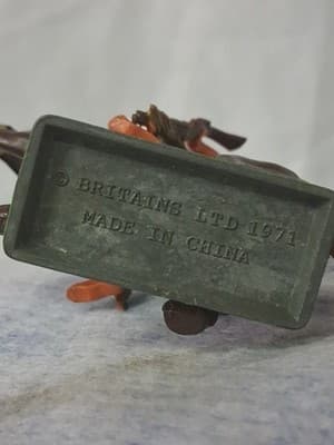 1971 Britains LTD Native American Mounted Indian Headdress War Cheif ToySoldier - Thumbnail 4