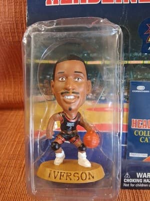 1997 NBA Corinthian Headliners Allen Iverson 76ers Figure - Thumbnail 2