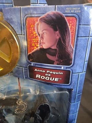 MARVEL X-MEN THE MOVIE (2000) ANNA PAQUIN AS ROGUE ACTION FIGURE NIP - Thumbnail 3