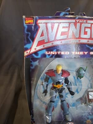 1999 The Avengers United They Stand Extending Action (Ant-Man) - Thumbnail 2