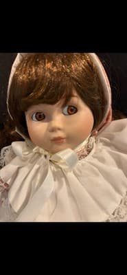 Vtg Dynasty Doll Collection Porcelain Doll With Box - Thumbnail 2