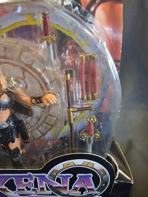 VTG 1998 Toy Biz Xena Warrior Princess Callisto Spinning Attack Action Figure - Thumbnail 4