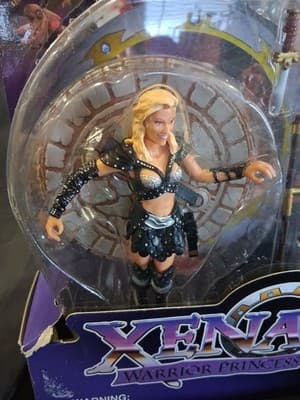 VTG 1998 Toy Biz Xena Warrior Princess Callisto Spinning Attack Action Figure - Thumbnail 3
