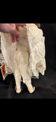 Dynasty Doll Collection AMBER Porcelain Doll IN BOX - 16 1/2" Tall Lovely - Thumbnail 7