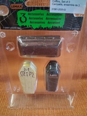 Lemax Spooky Town Coffins Set of 3 Tombstones RIP #74243 Halloween Village 2007 - Thumbnail 2