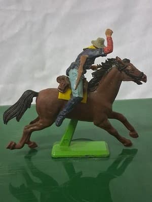 Britains Deetail 7th Cavalry Soldier on Horse made in England 1971 - Thumbnail 2