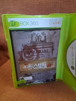 Gears of War 2 Xbox 360 With Manual, Dmg Case - Thumbnail 5