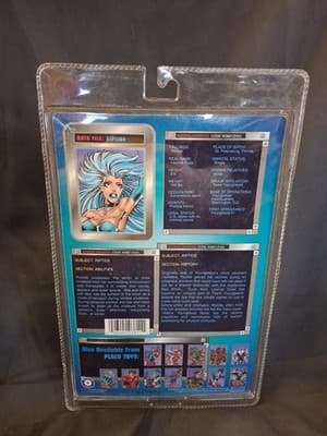 Youngblood Vintage 1995 Mini-Figures Brahma and Riptide Placo Sealed Rob Liefeld - Thumbnail 4