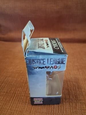 Funko Pocket POP! Keychain Cyborg NIB Justice league - Thumbnail 3