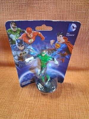 DC Comics Mini Figurines Lot Of 8 NEW/SEALED - Complete Set - Thumbnail 12