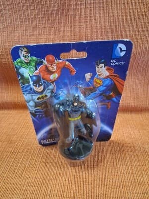 DC Comics Mini Figurines Lot Of 8 NEW/SEALED - Complete Set - Thumbnail 6