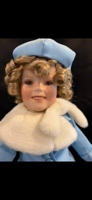 SHIRLEY TEMPLE MAKES HER MARK 17" PORCELAIN DOLL BY ELKE HUTCHENS DANBURY MINT - Thumbnail 2