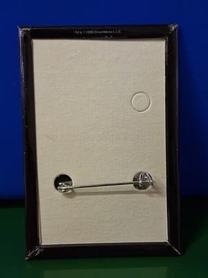 Movie Memorabilia Pin - GalaxyQuest (1999) - Thumbnail 2