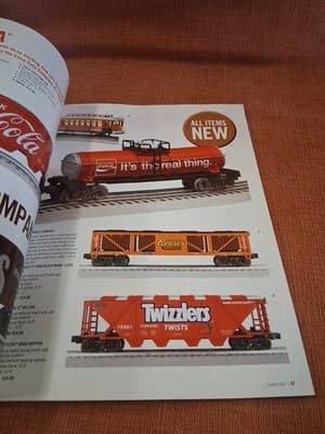 Lionel Signature Edition Volume One 2010 softcover catalogue book - Thumbnail 5