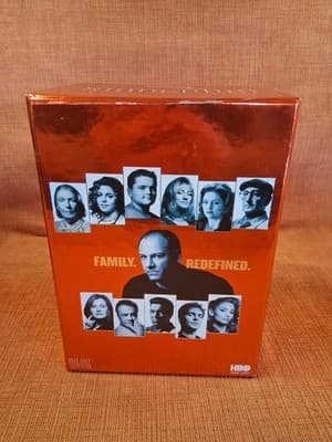The Sopranos Complete Second Season VHS 5 Tape Set 13 Episodes HBO Series in Box - Thumbnail 5
