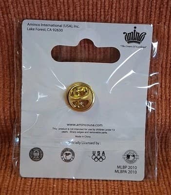 Aminco Commemorative Enameled Arkansas Basketball Pin - Thumbnail 3