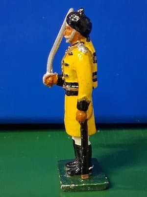 VINTAGE PRE WAR MADE IN UK MMM SOLDIER HAND PAINTED FIGURINE 🤺🪖 RARE - Thumbnail 4