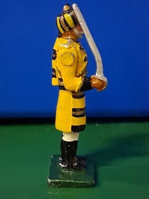 VINTAGE PRE WAR MADE IN UK MMM SOLDIER HAND PAINTED FIGURINE 🤺🪖 RARE - Thumbnail 2