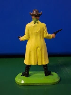 Britains Deetail Masked Standing Cowboy Bandit 2.5" Figure Made in China 1971 - Thumbnail 2