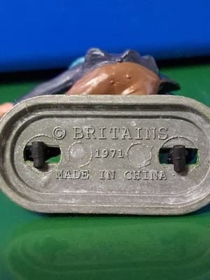 Britains Deetail Cowboy 2.5" Plastic Figure Made in China - Thumbnail 3