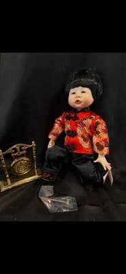 Edwin Knowles CHEN Boy of China 1989 Collectible Doll New w/Accessories - Thumbnail 10