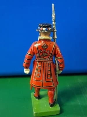 Britains England Diecast Beefeater Yeoman Warder 1990 - Thumbnail 3
