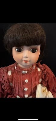 Collectable Porcelain Doll Beautiful With Box - Thumbnail 4