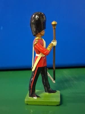 1990 Britains English Guard Metal Soldier- Made In England- 2 3/8” Tall - Thumbnail 2